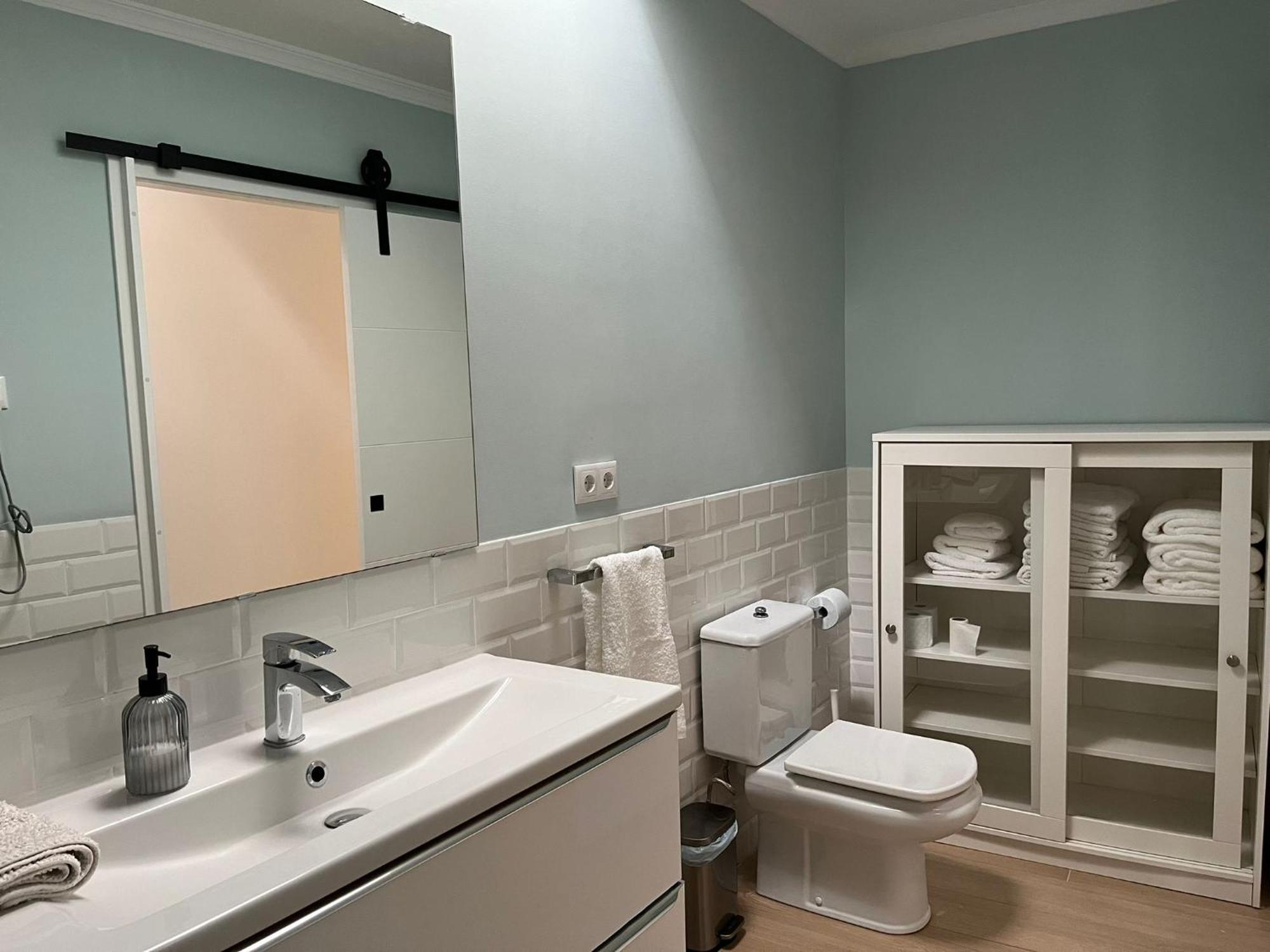 Apartamentos La Higuera 2 Rota Bagian luar foto